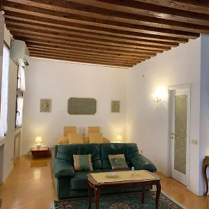 corte-malvasia.hotelinveneto.com/